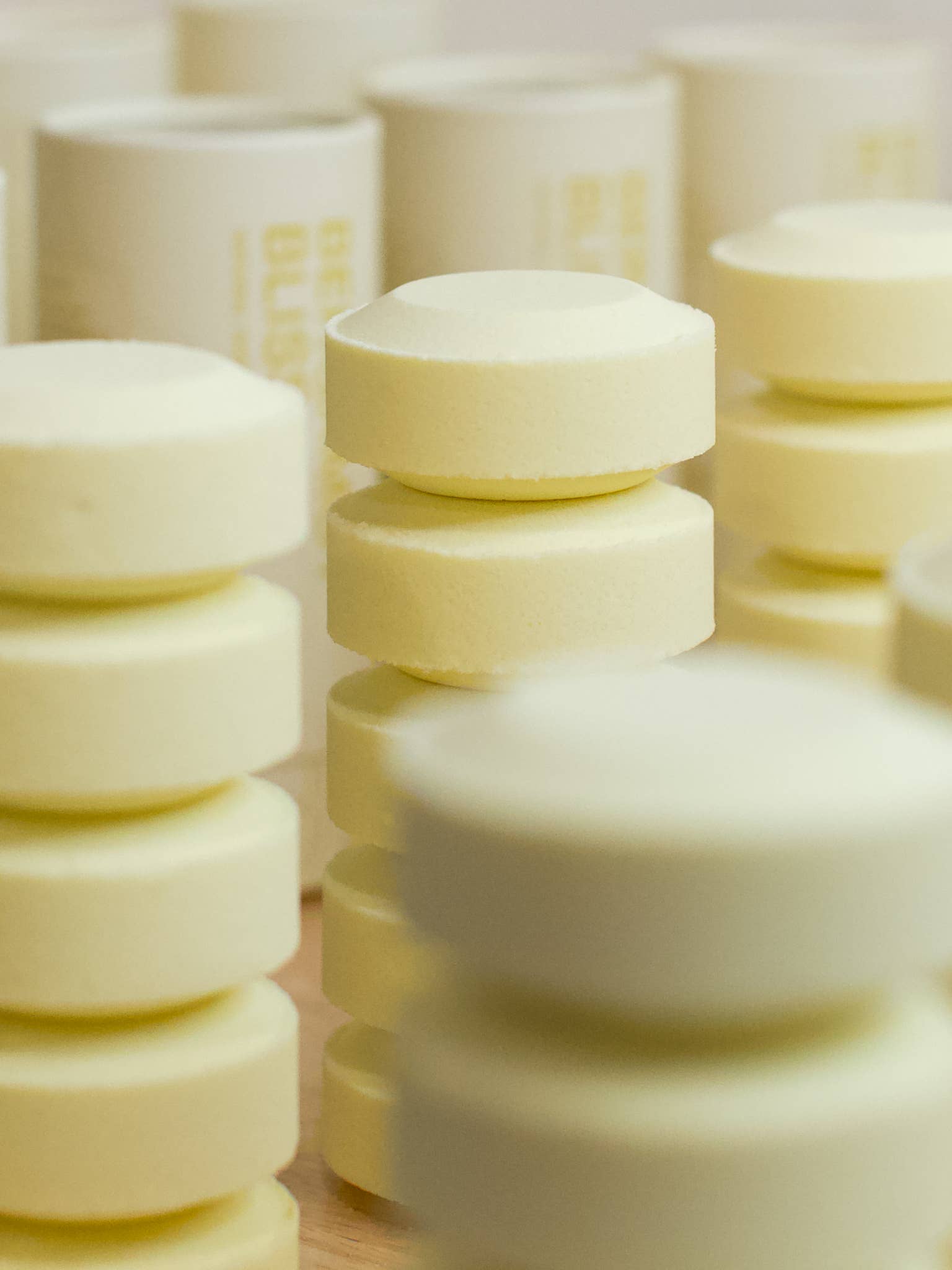 Mad Sass Soap Co - Wholesale Shower Steamer/Bomb - Bergamot Bliss (Pack of 5) - Shower Steamers3