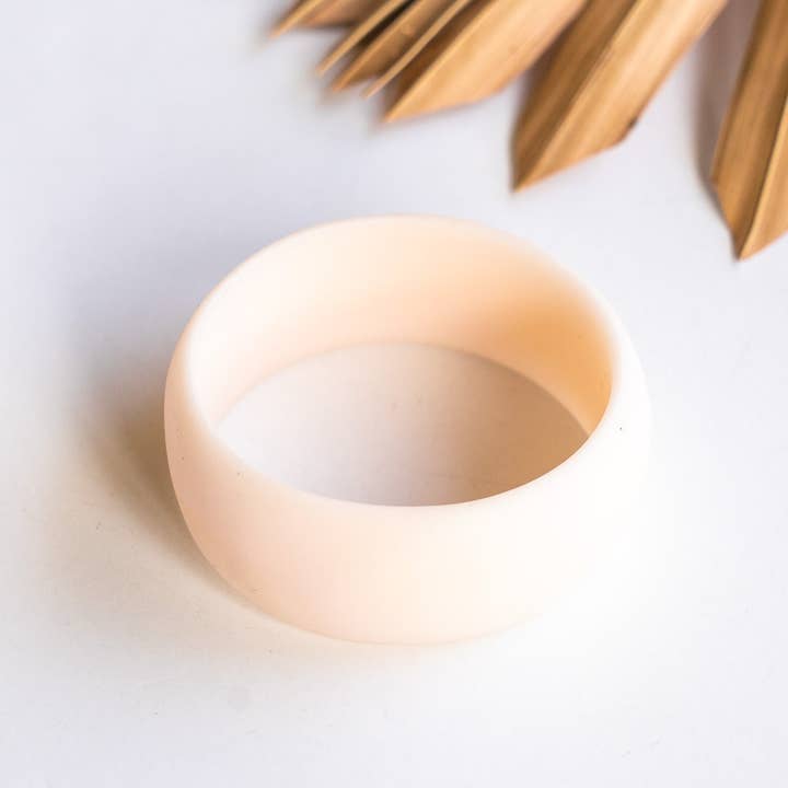 Bali Queen - Wholesale Bangle Bracelet - Ivory Resin Bangles2