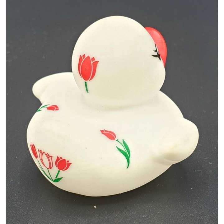 TRAAGOODS.COM - Wholesale Decorative Figurine - Dutch Ducky Tulips 5 cm2