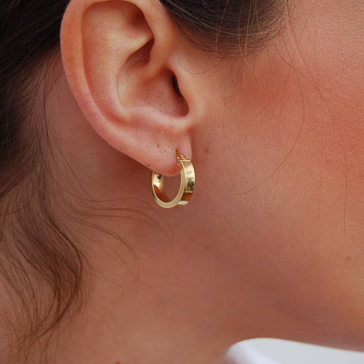 Brincos de argolas em prata 925, brincos de abraços. por atacado de Yneda Jewels