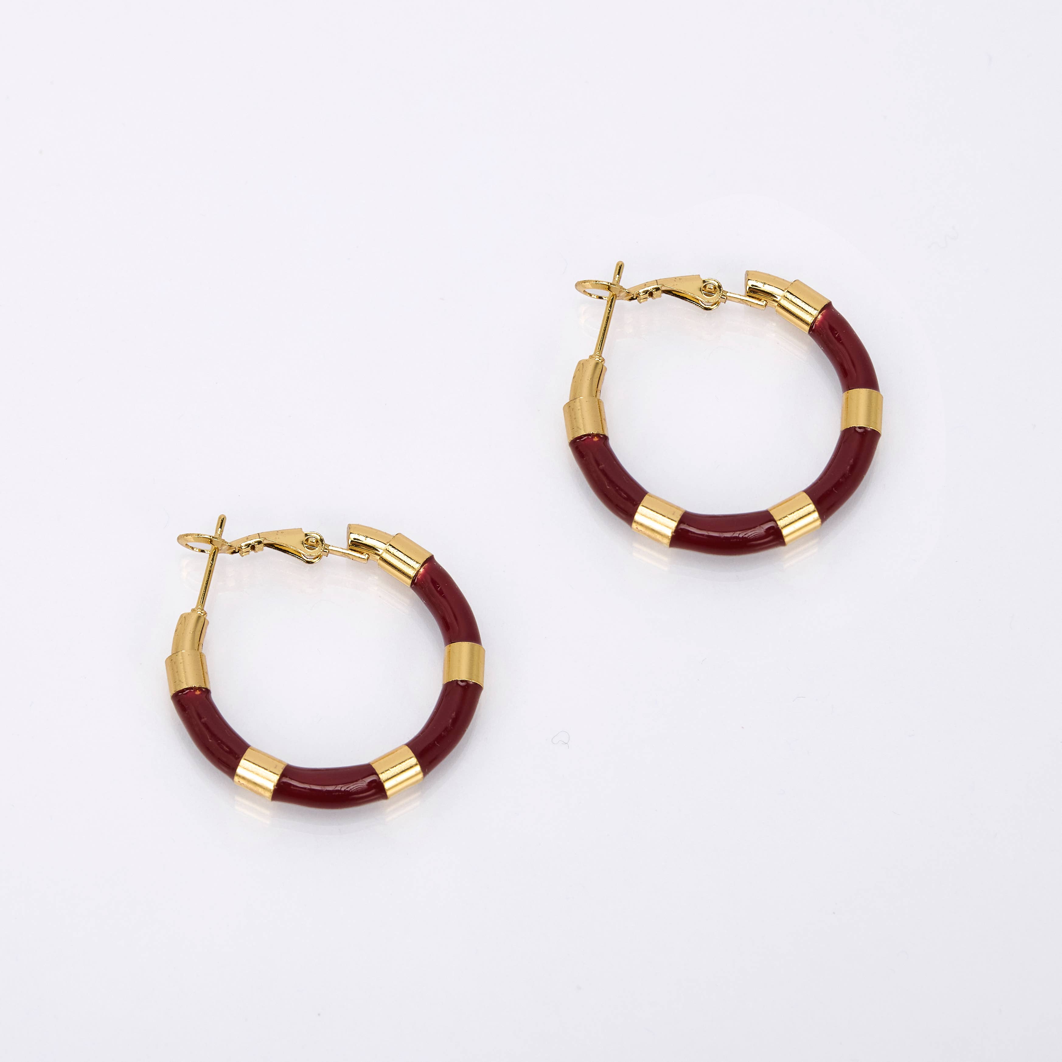 By Sookay - Vendita all'ingrosso Espositori e vetrine per gioielli - Espositore per orecchini a cerchio smaltati in acciaio inox8