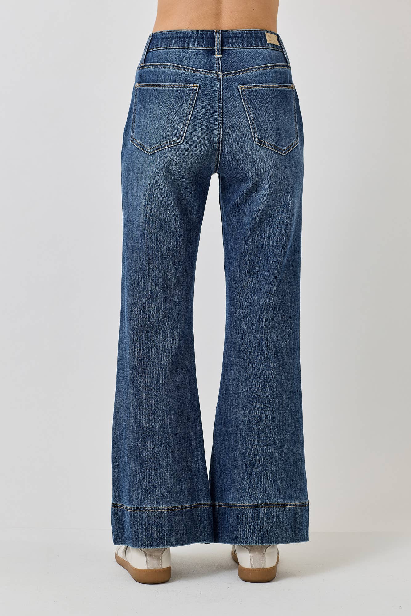 SAIGE DENIM – Engroshandel Jeans - Dame – P8151D-HØJ TALJE FLARE MED KNAPGYLPE9