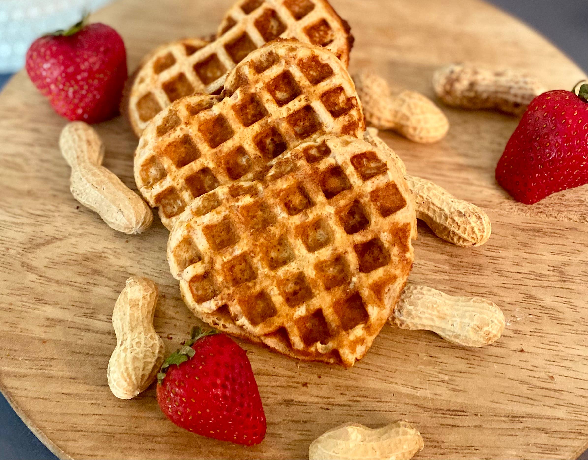 RUFFS AND BONES - Wholesale Pet Treats - Dog - Peanut Butter and Jelly Dog Waffle