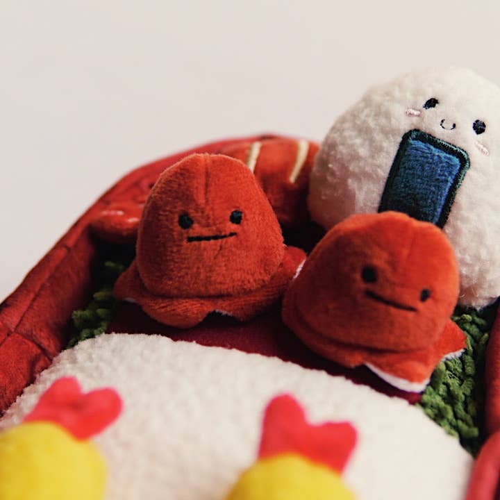 Woof & Co. - Wholesale Pet Plush Toy - Dog - Benny Bento Box6