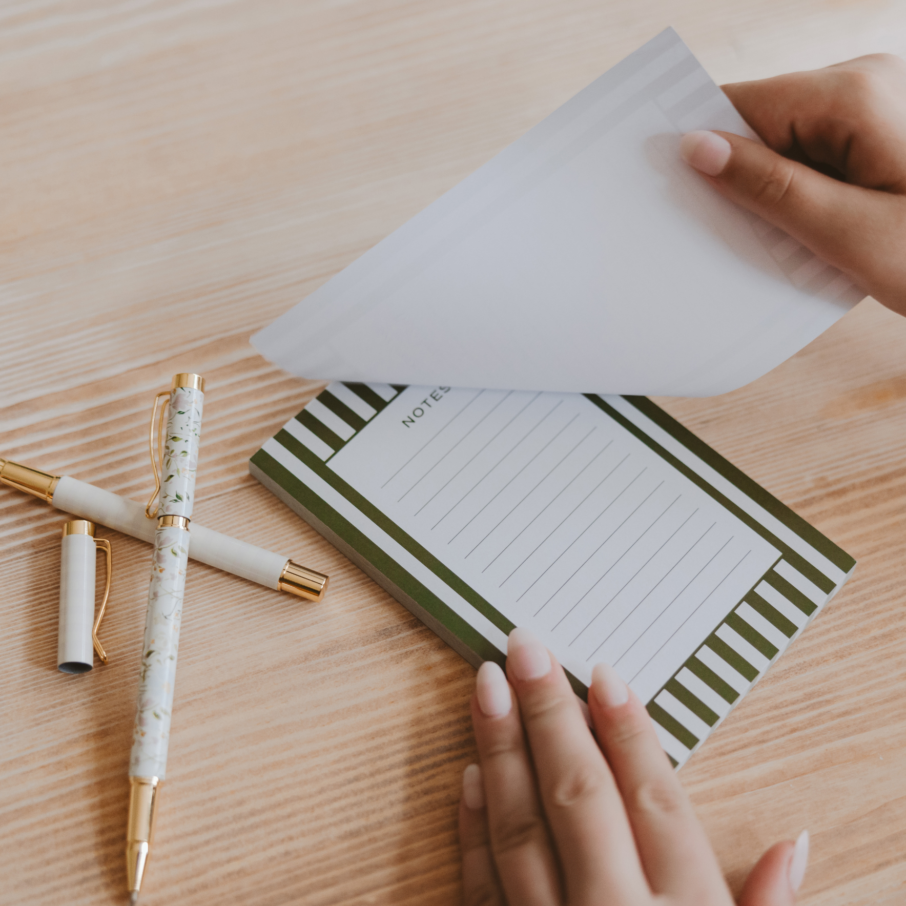 Sweet Water Decor – Engroshandel Notesblok – Stribet notesblok - kontorartikler og tilbehør2