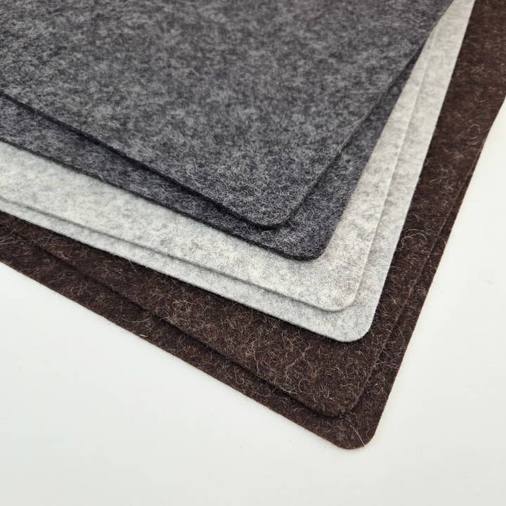 NAMUOS – wholesale Placemat – 100% Wool Felt Placemat, Rectangle - Black, Gray, Brown