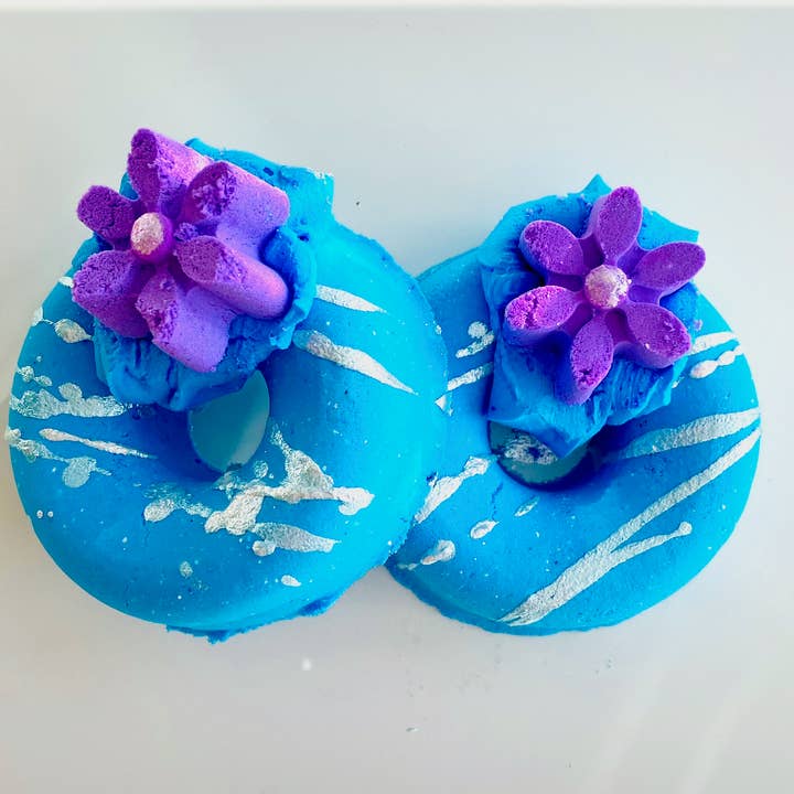 Parma Violet Flower Donut Bath Bomb with Bubble Bar Frosting for wholesale by Heavenly Bubbles