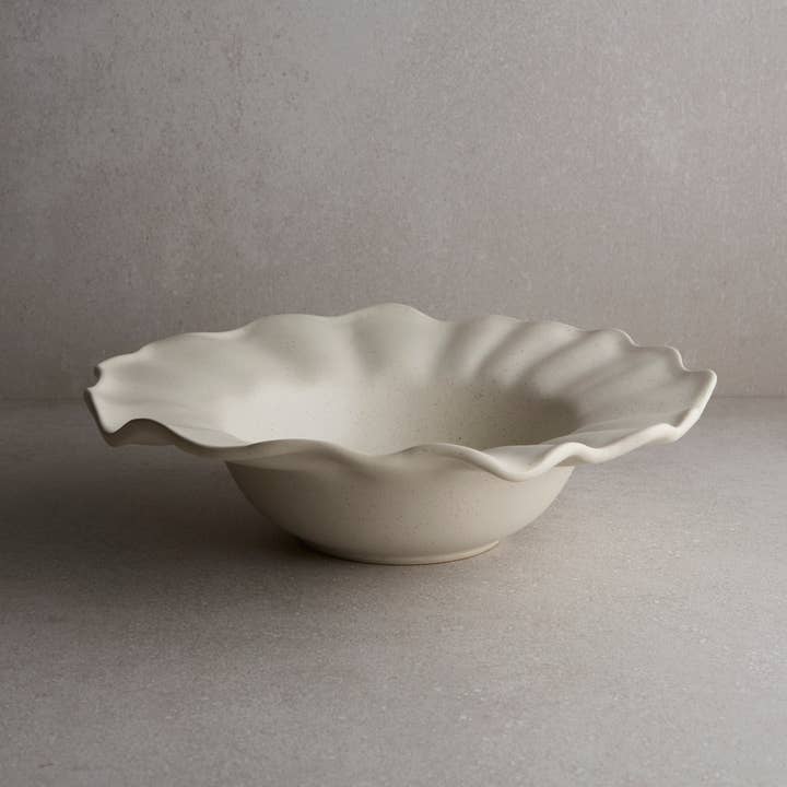 Classic Wavy Bowl for wholesale by Goodies
