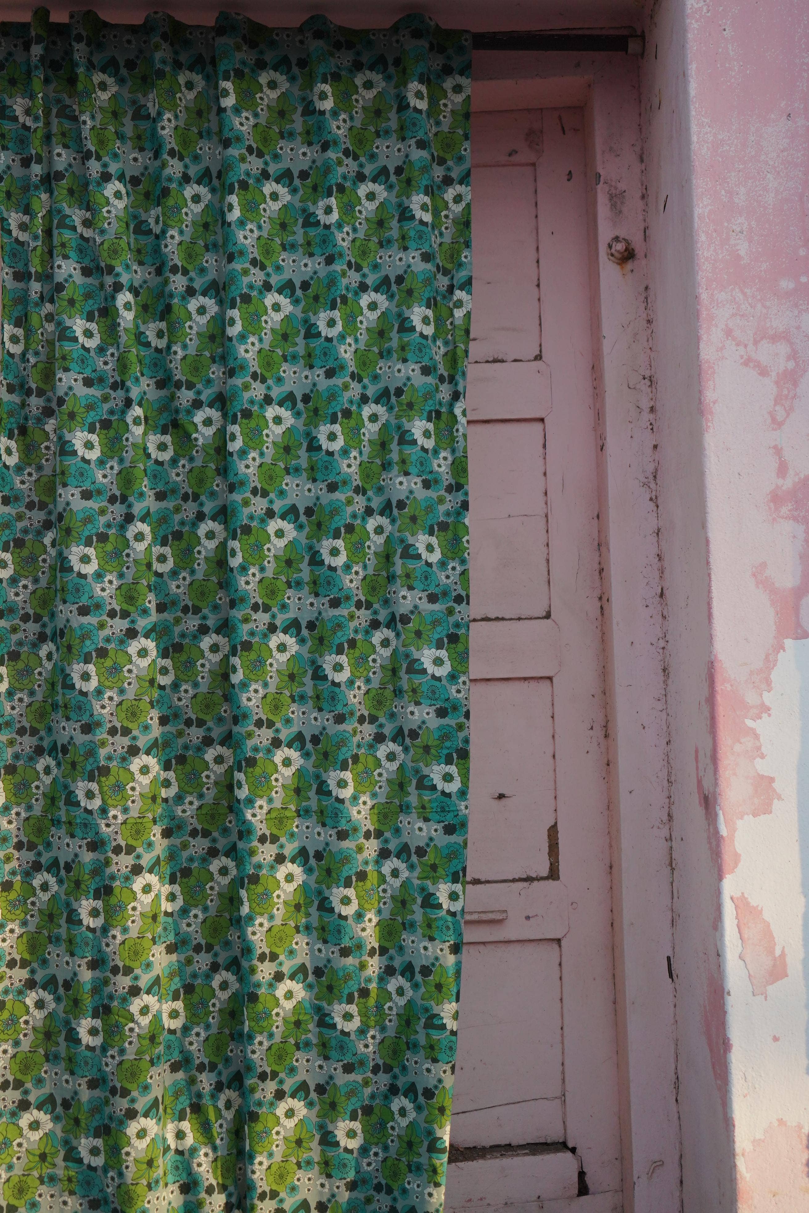 Annahmol - Wholesale Curtain - Vintage Inspired Botanical Sheer Curtains: Assorted Prints16