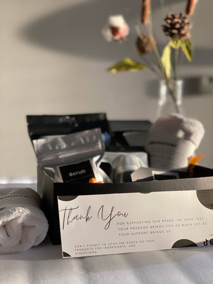 Apotheker Wellness Mystery Box für den Großhandel von Lab6:18 Beauty