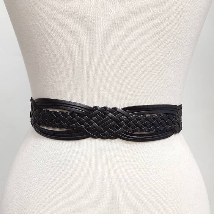 Axesoria West - Wholesale Belt - Women's - Hand Braided Leather Belt with Silver Galloping Horse Buckle