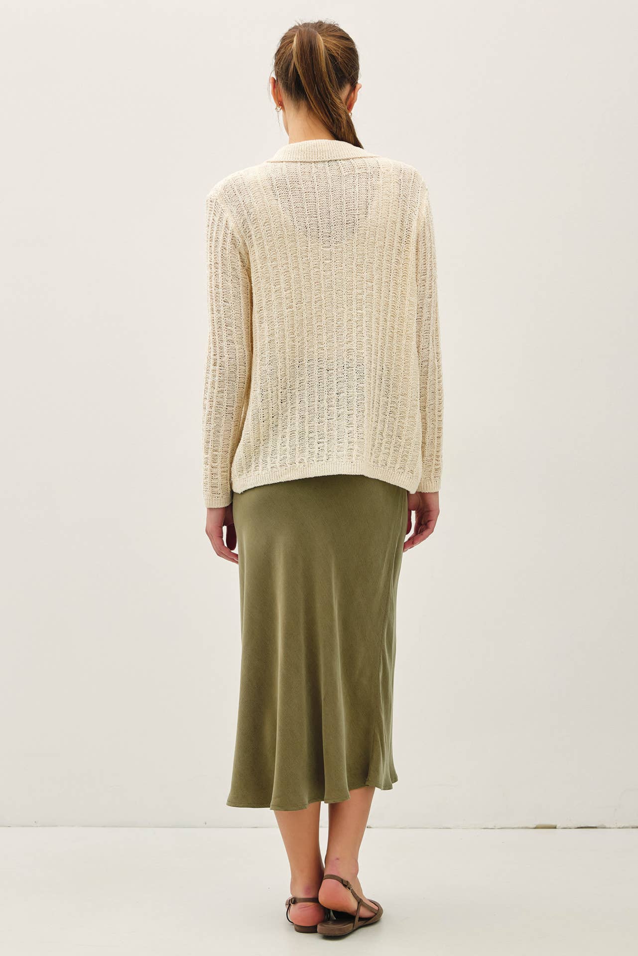 Be Cool - Wholesale Cardigan - Women's - BREEZY TEXTURED KNIT BUTTON UP COLLARED CARDIGAN 3