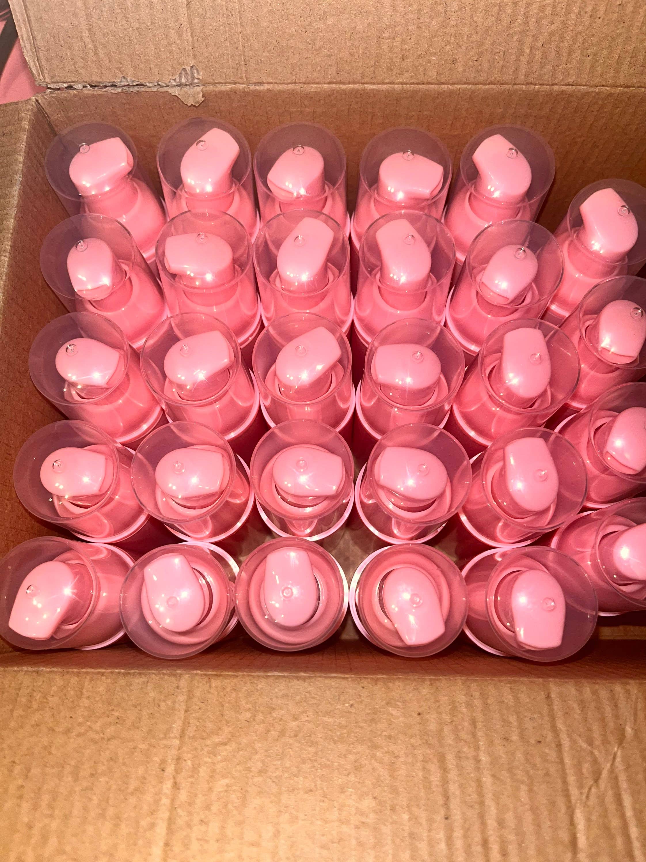 The Blush Spot - Wholesale Intimate Cleanser/Wipe - Strawberry Yoni Soap/ Bulk Yoni/feminine Foam Wash2