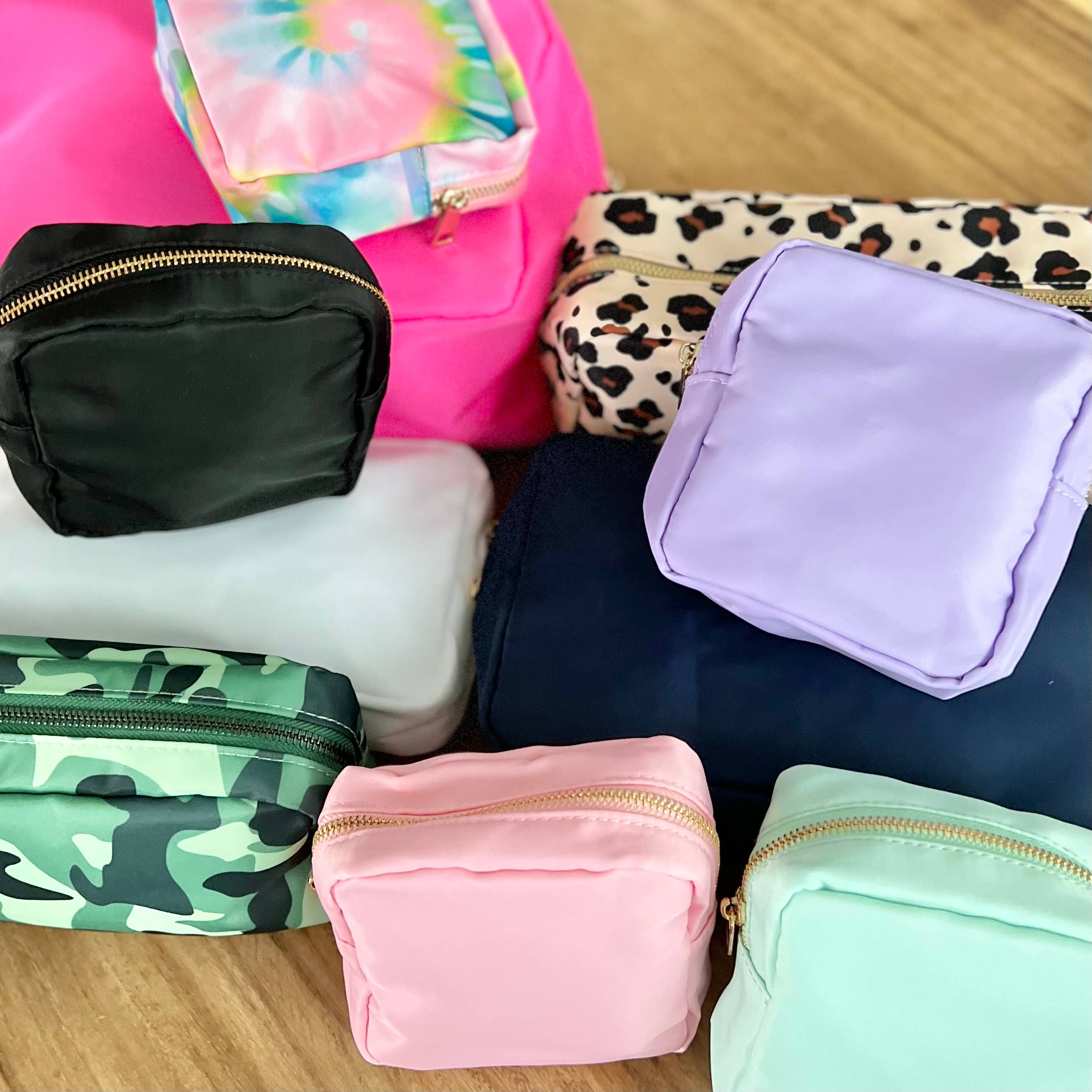 Palmy Pineapple - Wholesale Makeup/Cosmetic Bag - XL Nylon Bags For Letters, Makeup, Toiletries, Travel6