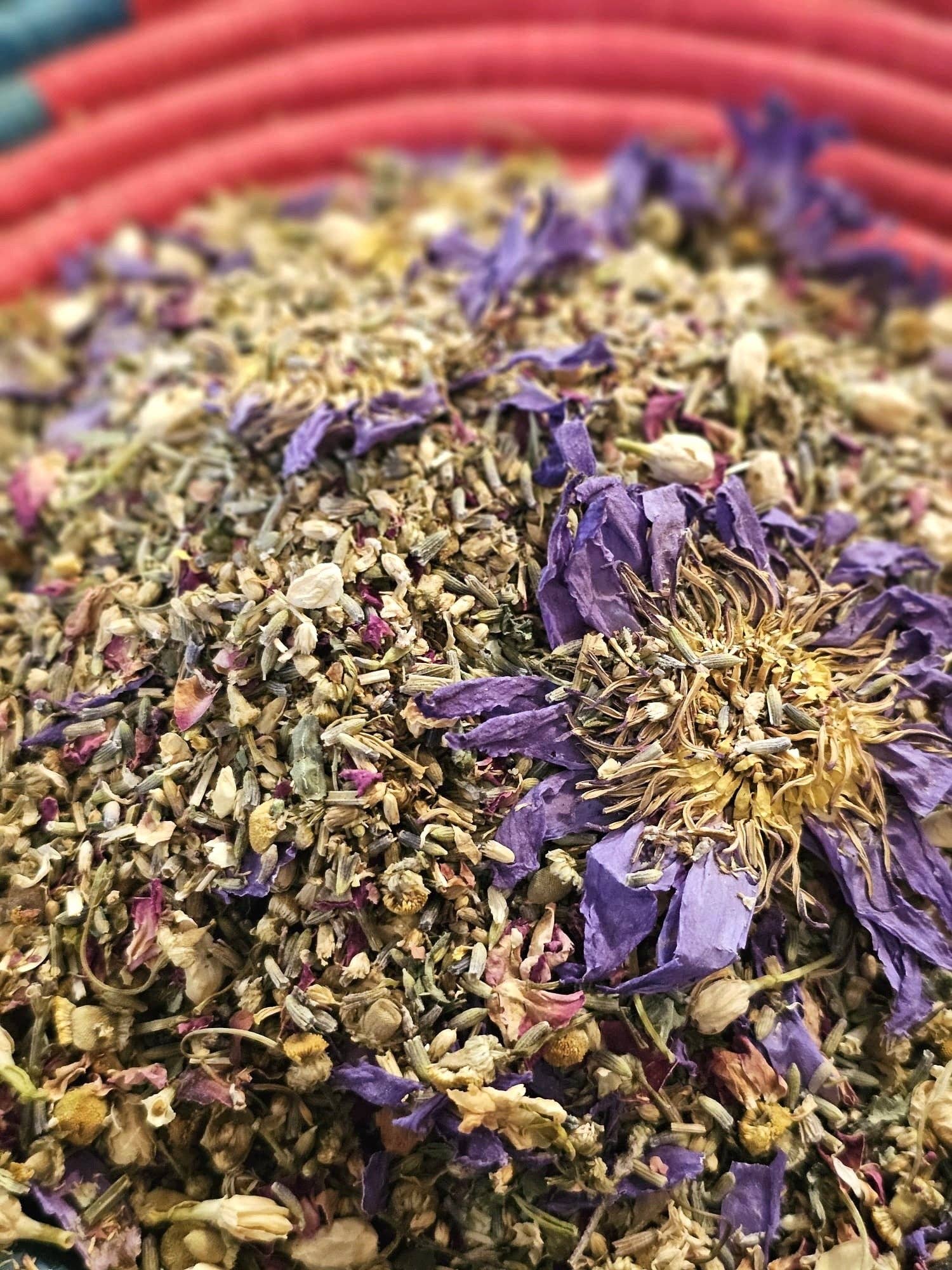 Rainbow Bliss Botanicals - Wholesale Health/Detox Tea - Yoni Steam : Lavish Lips Lotus Flower Steam1