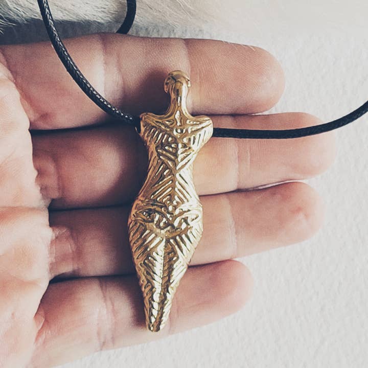 Bisjoux – Colar pingente/pendente por atacado – Colar Omo Pendant mulher em latão em couro