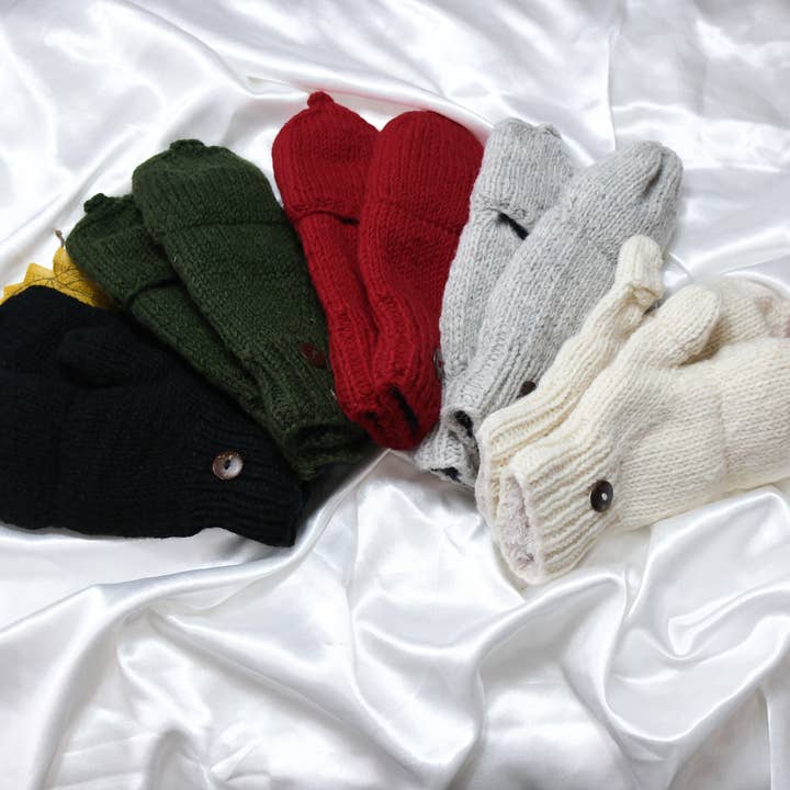 Hand Knit Convertible Unisex Wool Gloves and other Purchase Wholesale guantes blancos algodon. Free Returns & Net 60 Terms on Faire trending on Faire.