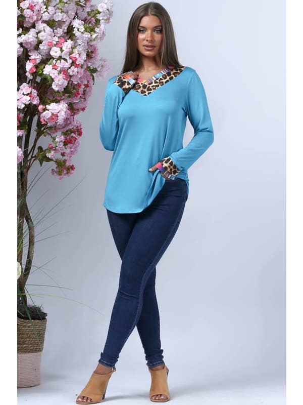 Avery - Wholesale Tunic - Women's - AV1144-SELENA SERAPE-LEOPARD PRINT V NECK TOP16