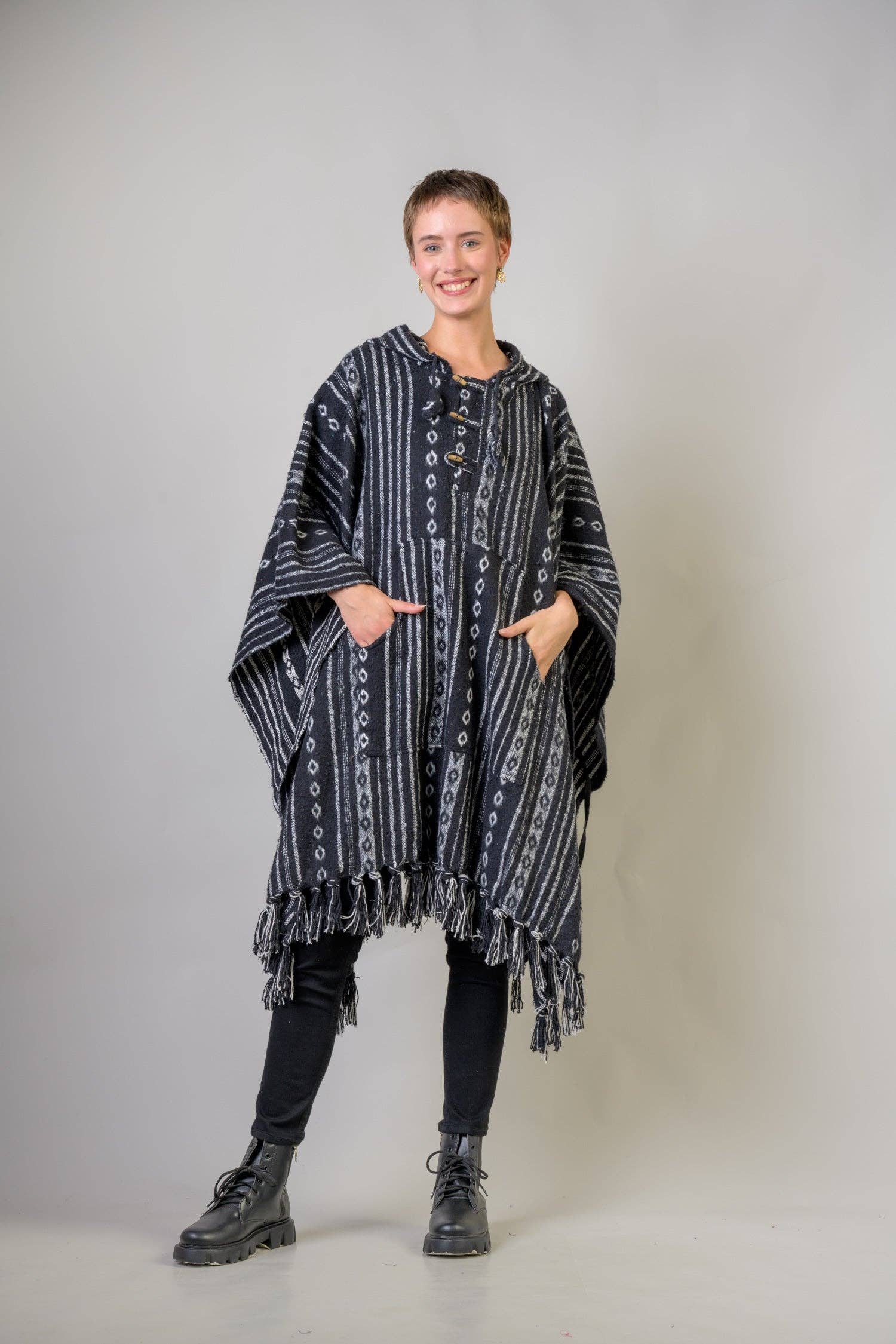 Rhea - Vendita all'ingrosso Poncho - Donna - Poncho in cotone con motivo Rhea