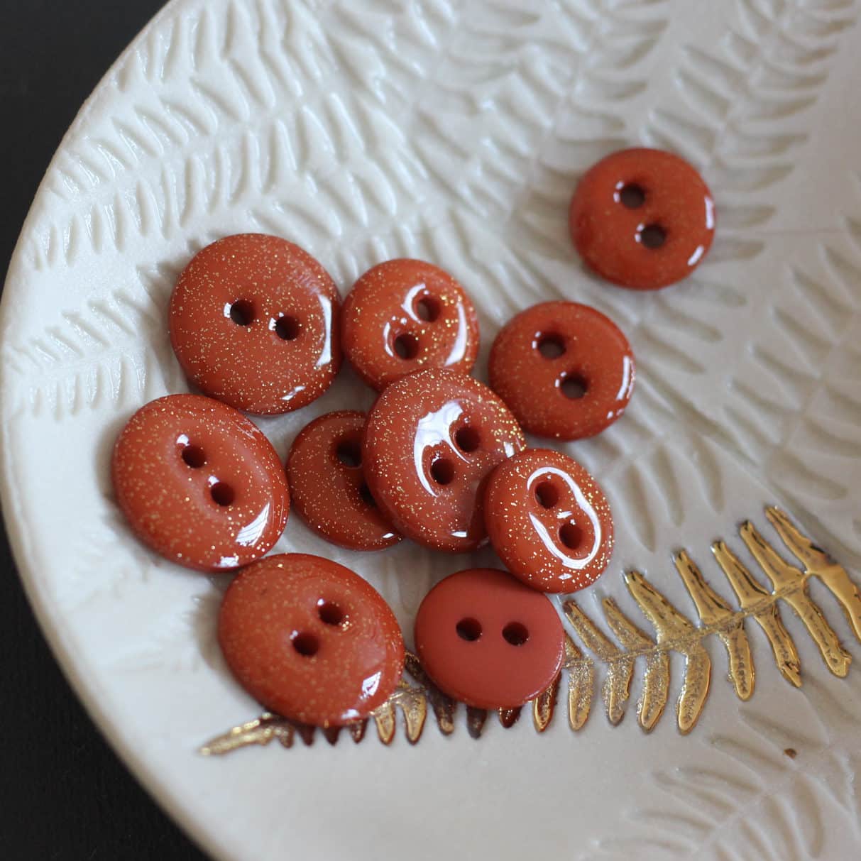 Lise Tailor - Vendita all'ingrosso Bottone a pressione/da cucire - Bottoni glitter con due fori3