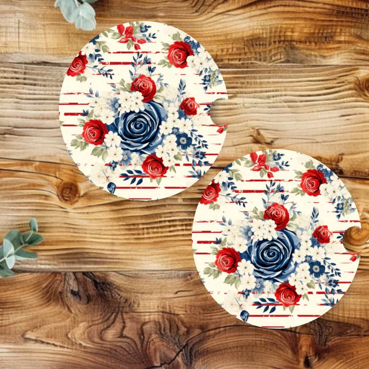 Set di sottobicchieri per auto in neoprene con fiori rossi, bianchi e blu per la vendita all'ingrosso da parte di Prairie Chicken Sticker Shop & Gifts