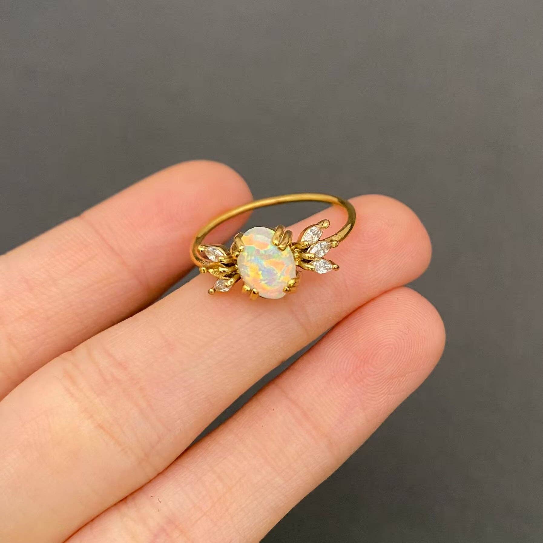Mio Queena - Wholesale Multi-Stone Ring - Lucky Opal Cubic Zirconia 18K Golden S.Steel Ring - FGS0