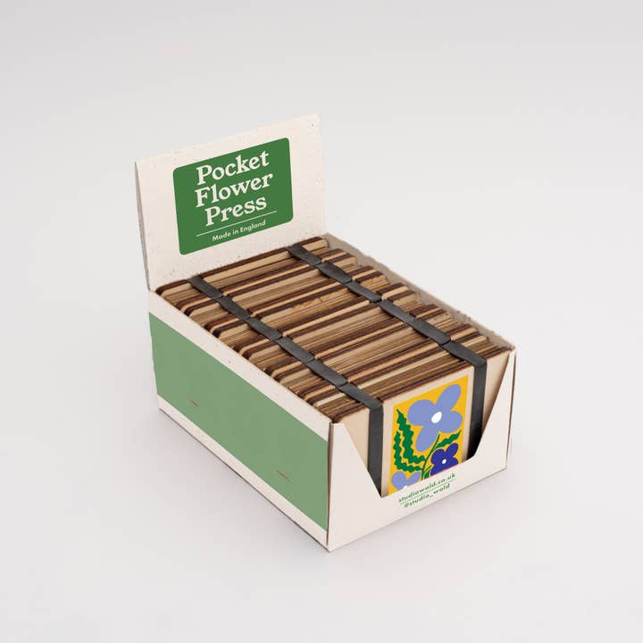 Studio Wald - UK Made - Wholesale Doe-het-zelf-knutselset - Pocket flowerpers - schort2