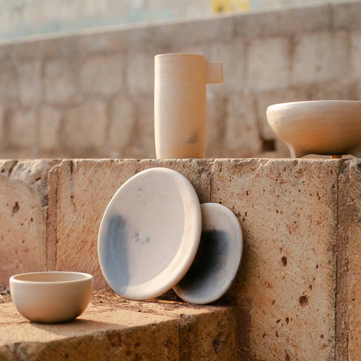 P A L O S A N T O - Wholesale Dinner Plate - PALO SANTO BARRO QUEMADO PLATE2