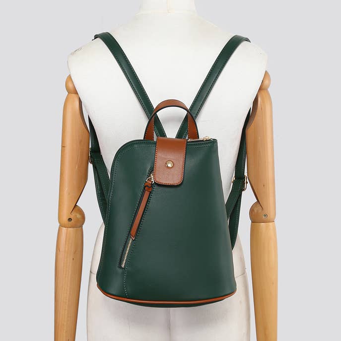 3449 Faux Leather Backpack for wholesale by House of Milano