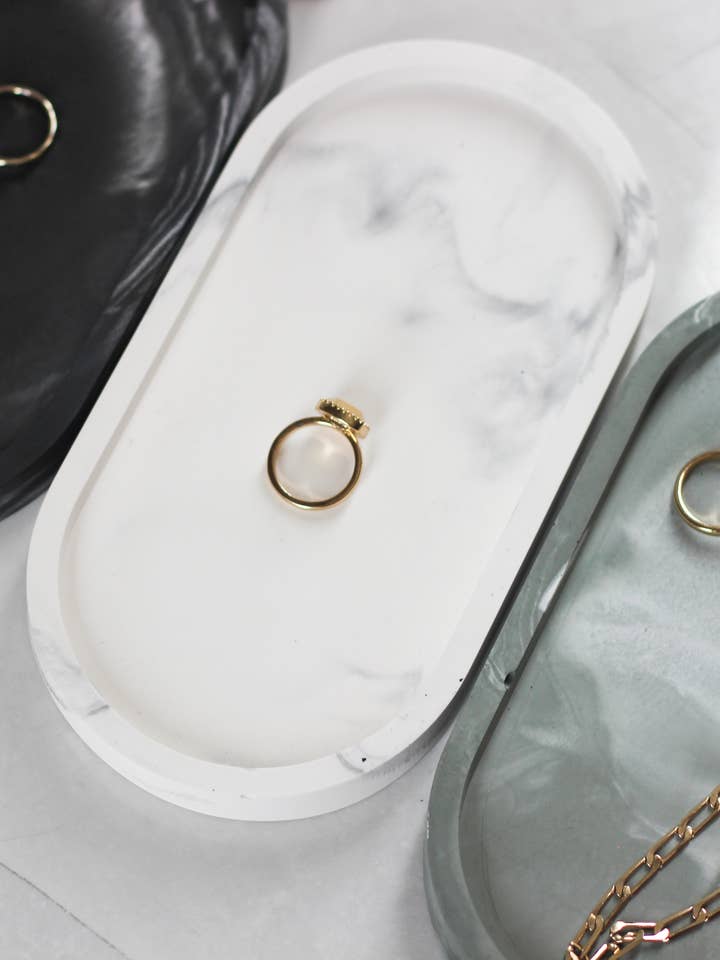 TRAY, TRINKET TRAY, JEWLERY, BATHROOM TRAY, CUSTOM COLOR for wholesale by SCENTS BY FAY