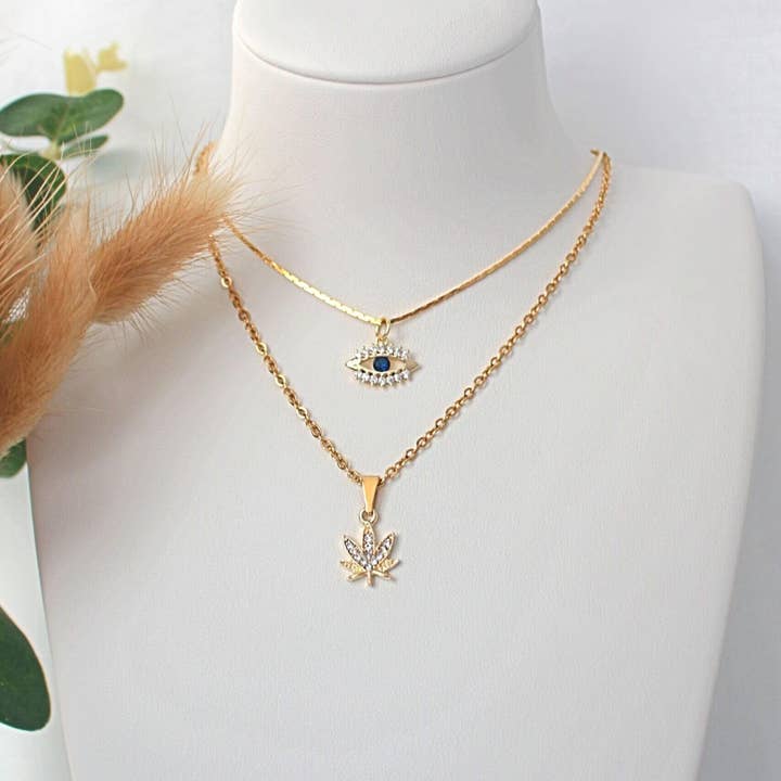 Divine Dulcet - Wholesale Pendant/Charm Necklace - 24 Karats Dainty Cannabis Leaf Necklace4