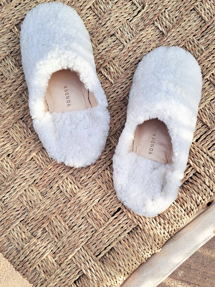 YONDER. - Wholesale Slippers - Women's - Sheepskin Babouche Slippers1