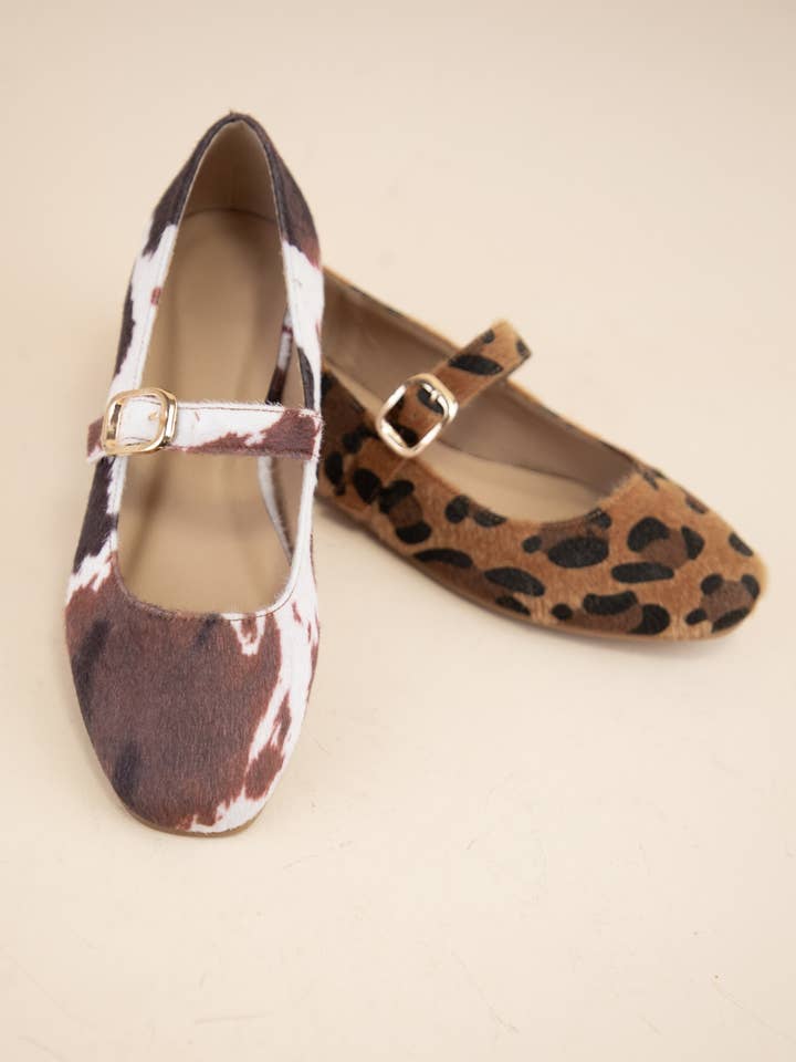 ANIMAL PRINT SHORT HAIR FURRY UPPER FALL FLATS for wholesale by Oliccui