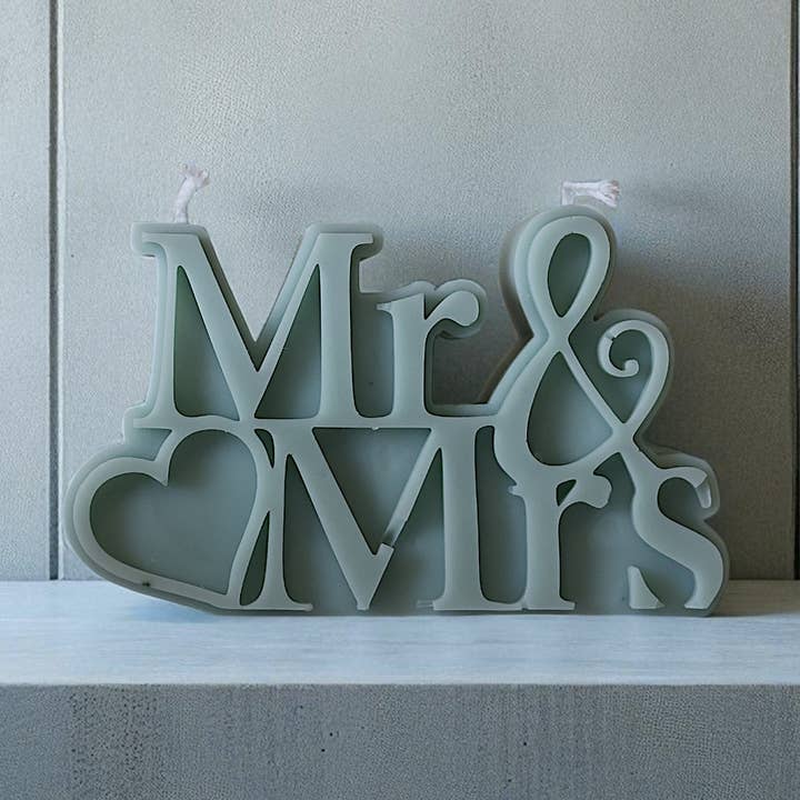 Agaboo Candle - Wholesale Novelty Candle - Mr & Mrs Candle 2.5x4in0