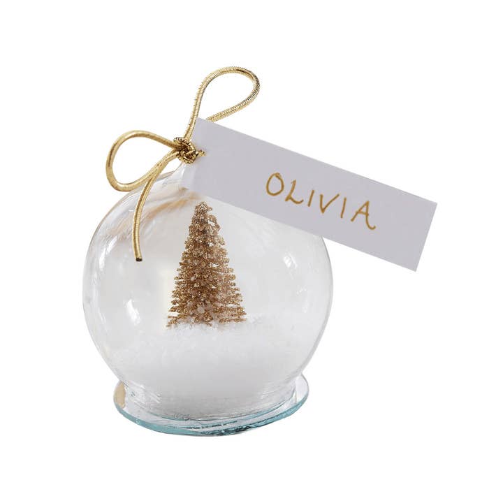 Qube Luxe by Debbie Marks – wholesale Christmas decoration – Gold Snow Globe Christmas Place Card Holder (Set of 4)1