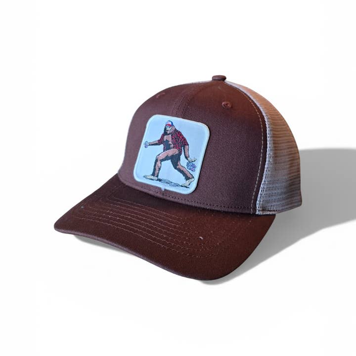 PNW Apparel - Wholesale Truckerpet - Uniseks - Sasquatch Trucker Mesh Snapback hoed