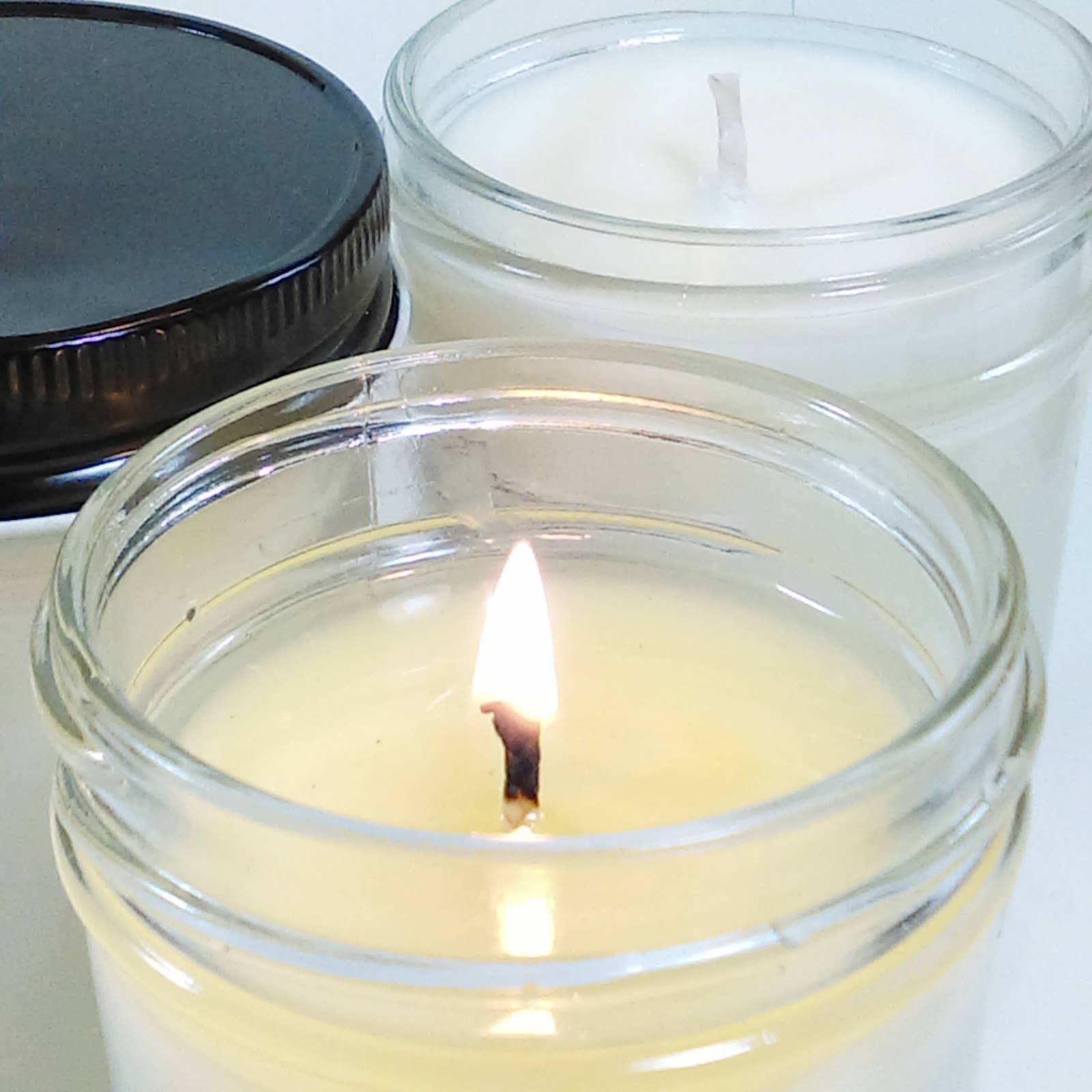 Nola and neighbors – Engroshandel Glaslys – Rougarou, sojalys med duft af cedertræ - BESTSELLER1