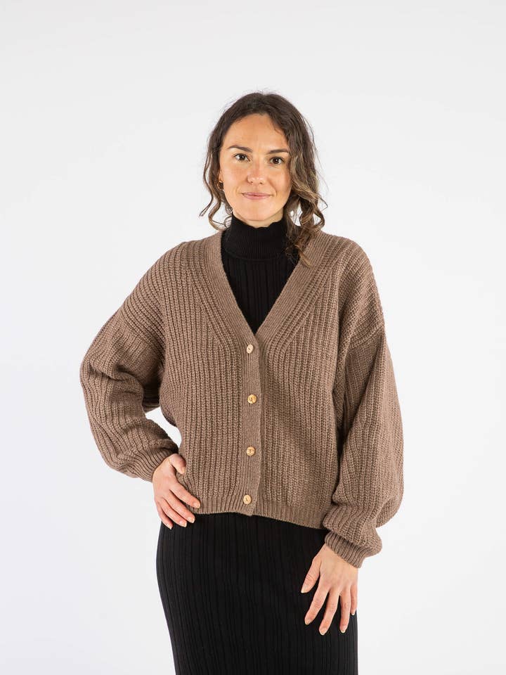 Matona - Wholesale Cardigan - Women's - Organic Knit Cardigan sepia0