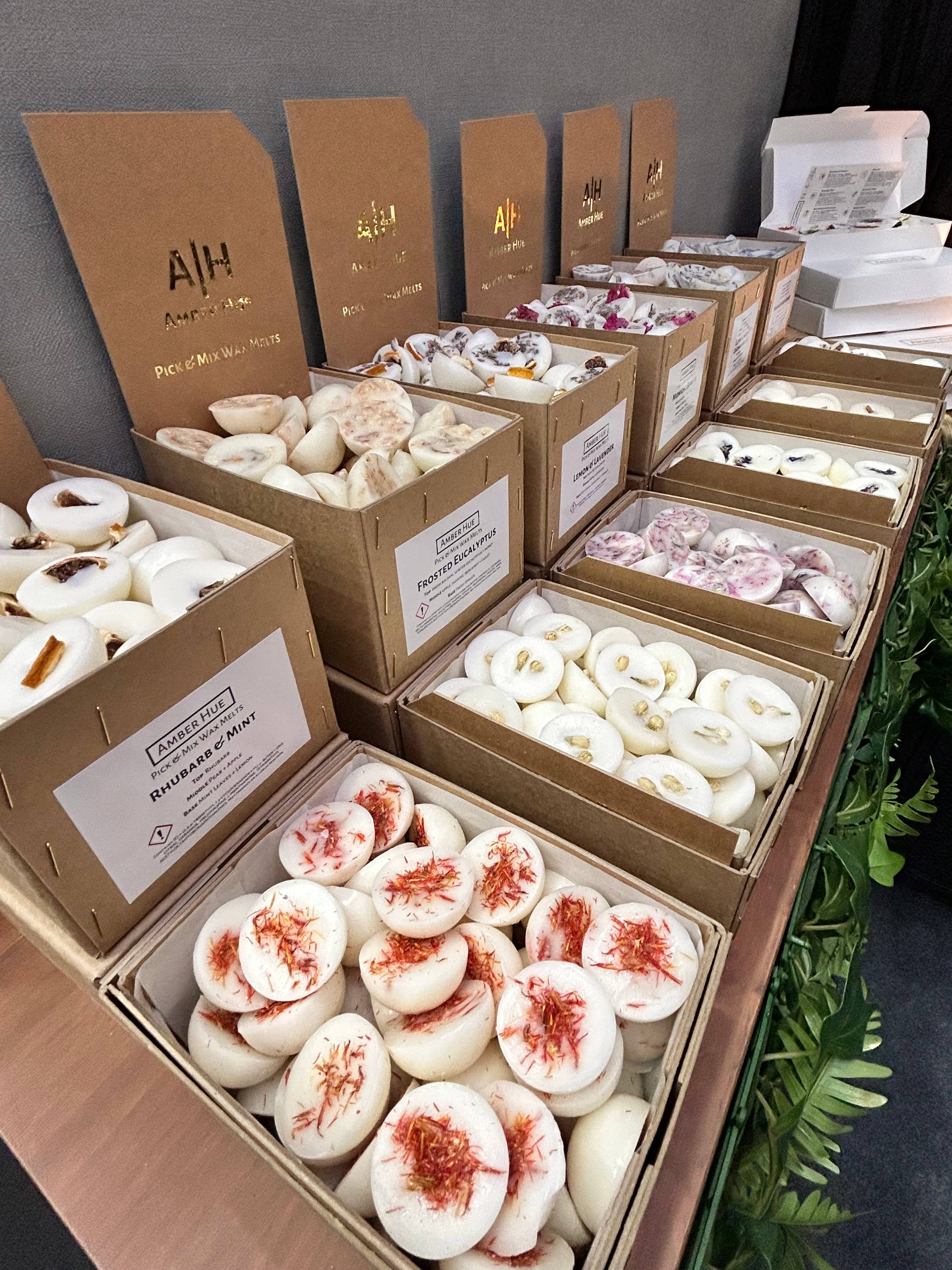 Amber Hue Candles – wholesale Wax melt – Pick your own botanical wax melts 12