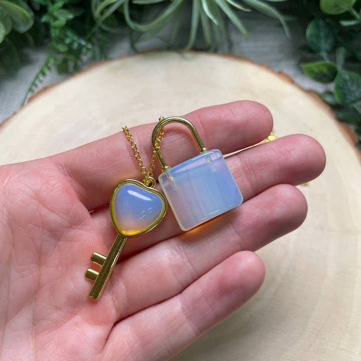 Copper Ashes - Wholesale Pendant/Charm Necklace - Crystal Lock and Key Necklace7