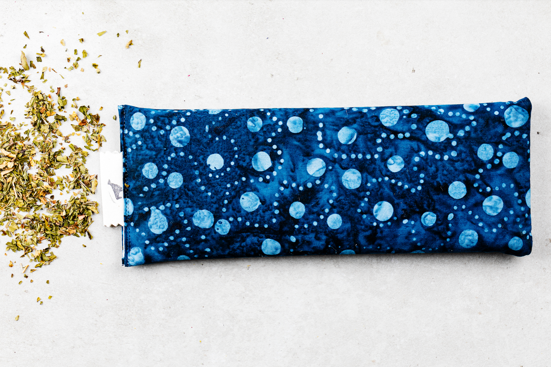 Austin Designs - Wholesale Kuuroord/therapeutisch kussen - Oogkussens met biologische kruiden2