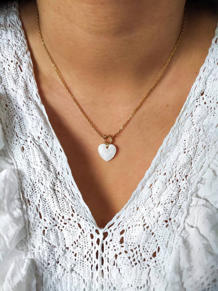 Collier Florence pour la vente par What Goes Around