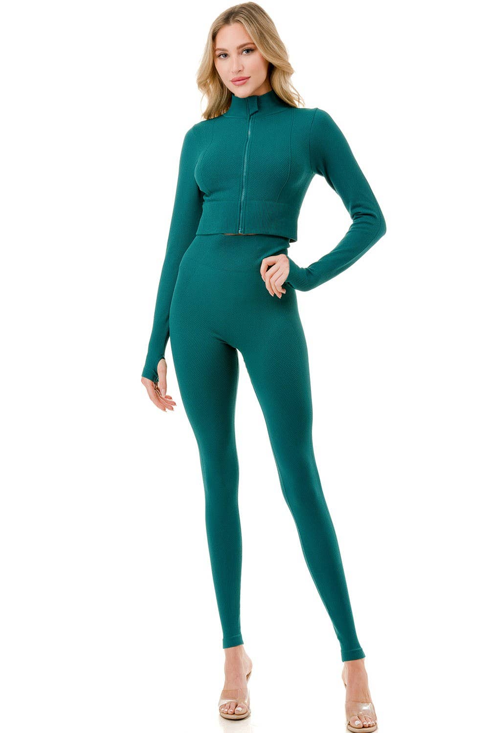 MIO WHOLESALE - Wholesale Activewear Set - Women's - JA33SET DIAMOND & STRIPE TEXTURED ZIP UP CROP JACKET SET2