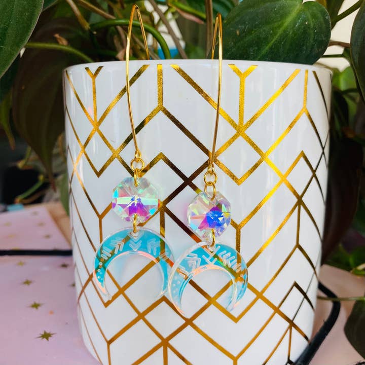 Moody Girl Accessories - Wholesale Dangle Earrings - Summery Moon Earrings2