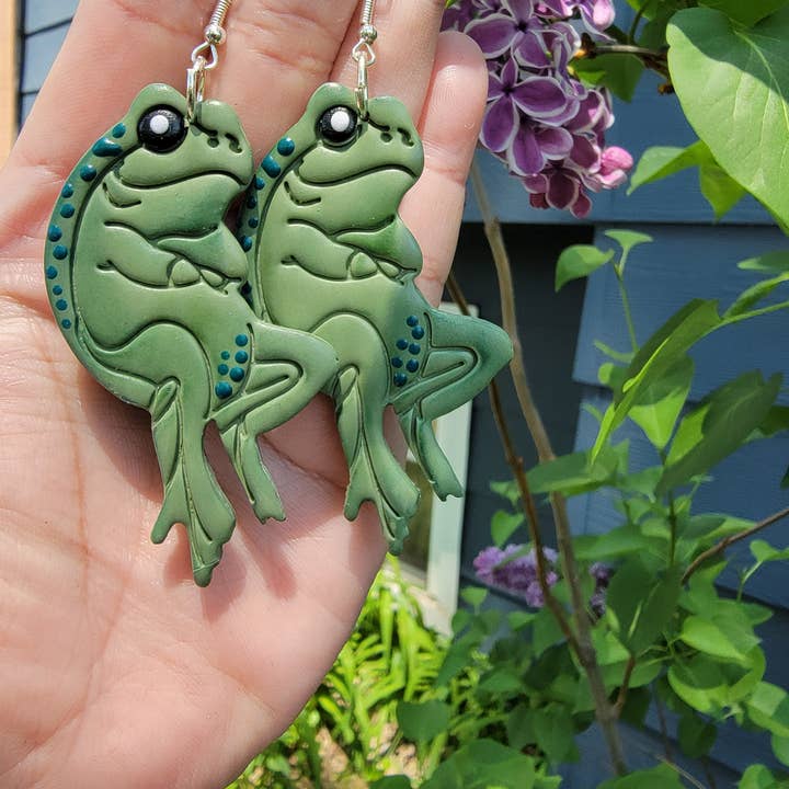 Pendientes Grumpy Frog Clay | Pendientes Cottagecore/Fairy para venta al por mayor de Knotty4Klay
