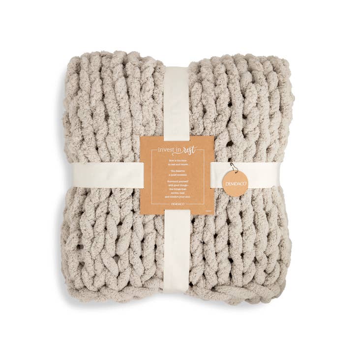 DEMDACO - Wholesale Throw Blanket - Chunky Knit Throw Blanket - Taupe1