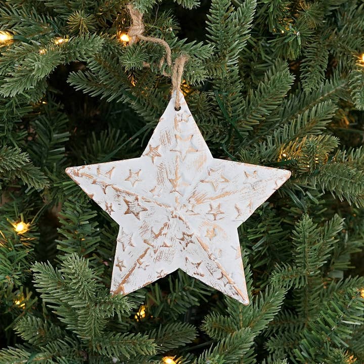 M32821-Vintage white metal 3D Star w. star (5.75inD) and other Purchase Wholesale red star. Free Returns & Net 60 Terms on Faire trending on Faire.