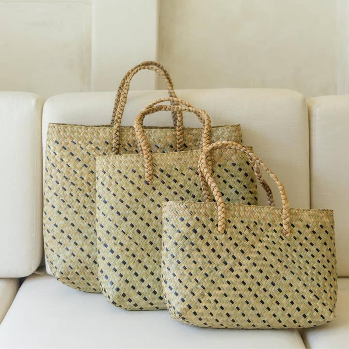 Village Thrive - Wholesale Beach Bag - Cove Rattan Beach Tote Bag5