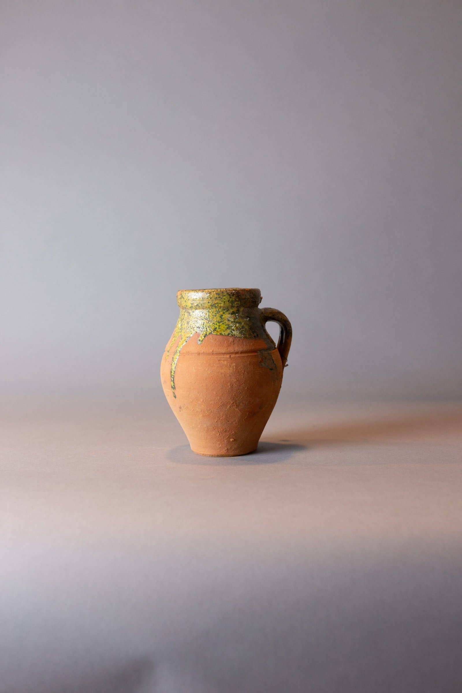 Curated Studio - Wholesale Plant Pot - Mini Konya Olive Pot / Drip Pot2