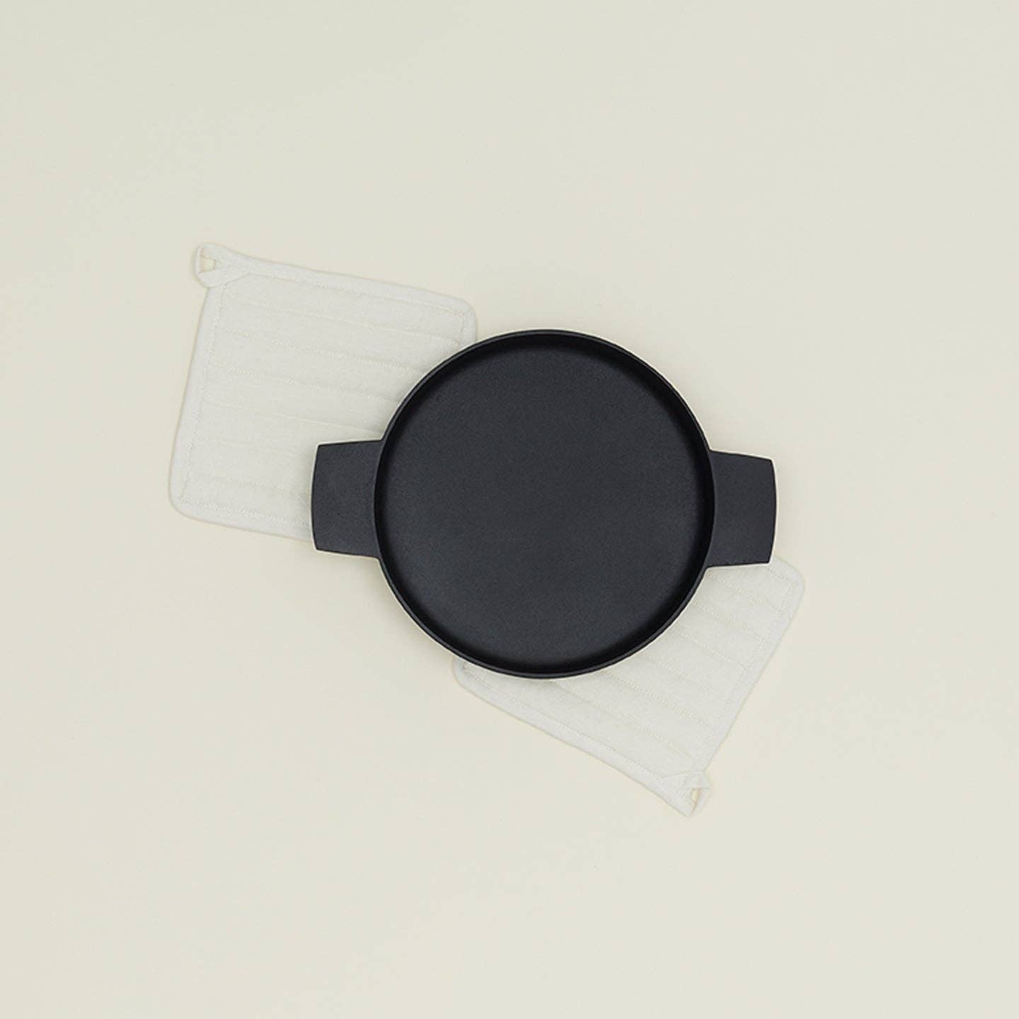 Hawkins New York - Wholesale Oven Mitt/Pot Holder - SIMPLE LINEN POT HOLDERS - SET OF 21